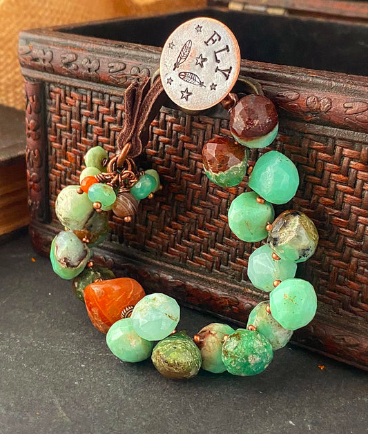 Chrysoprase stone,copper metal, button, leather, bracelet.