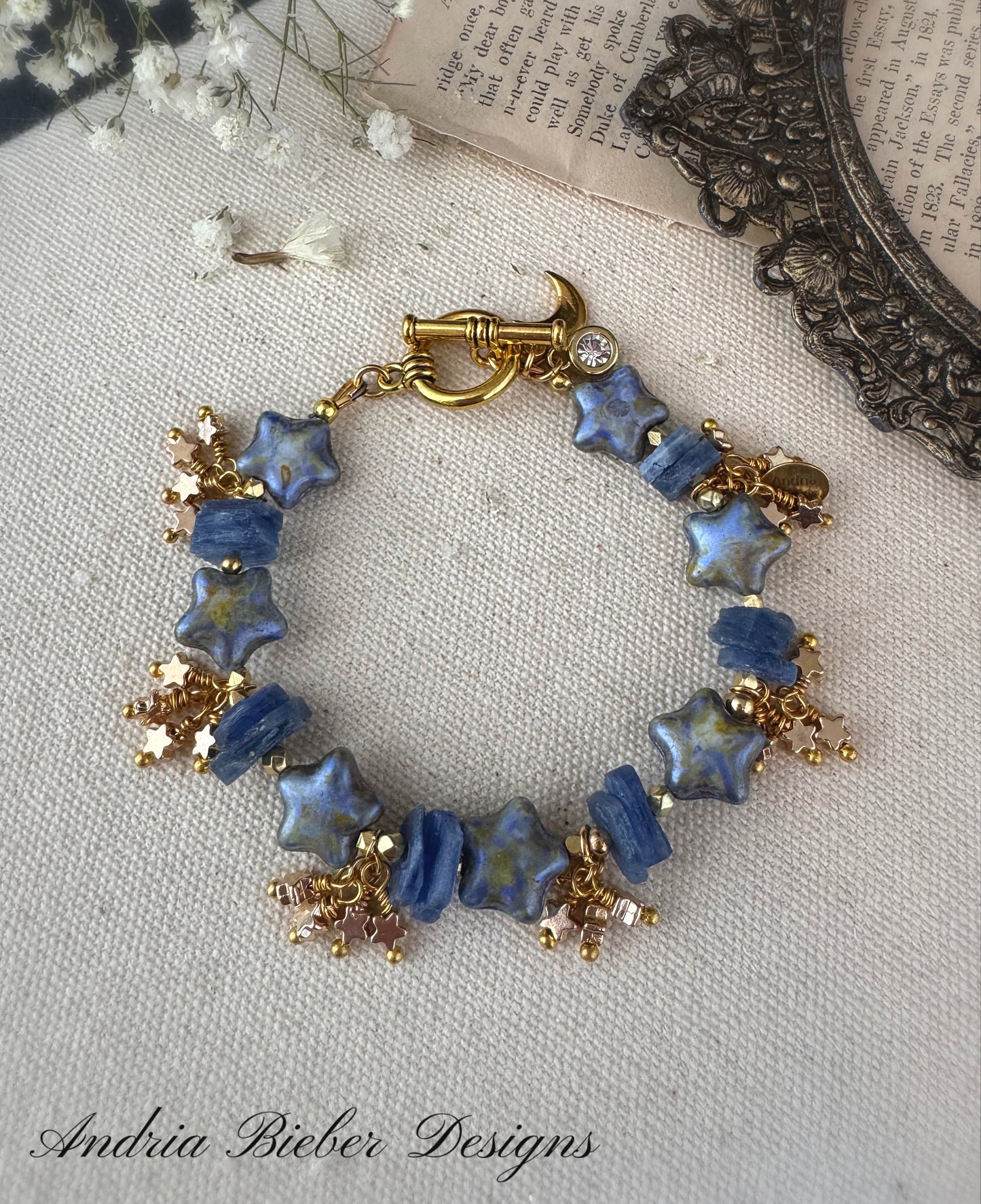 Star Czech glass, Kyanite stone, gold stars, bracelet