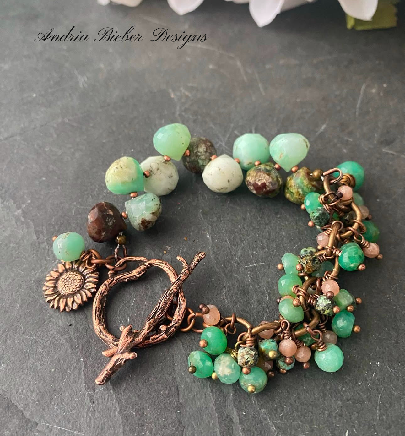 Chrysoprase stone,copper metal, bracelet.