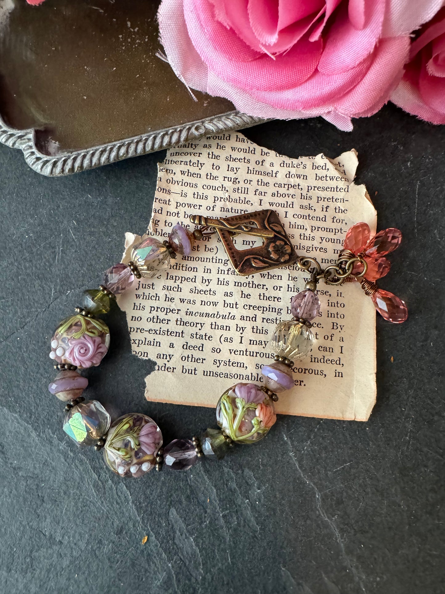 Flower lampwork glass, pink crystal, Czech glass, bronze metal, bracelet