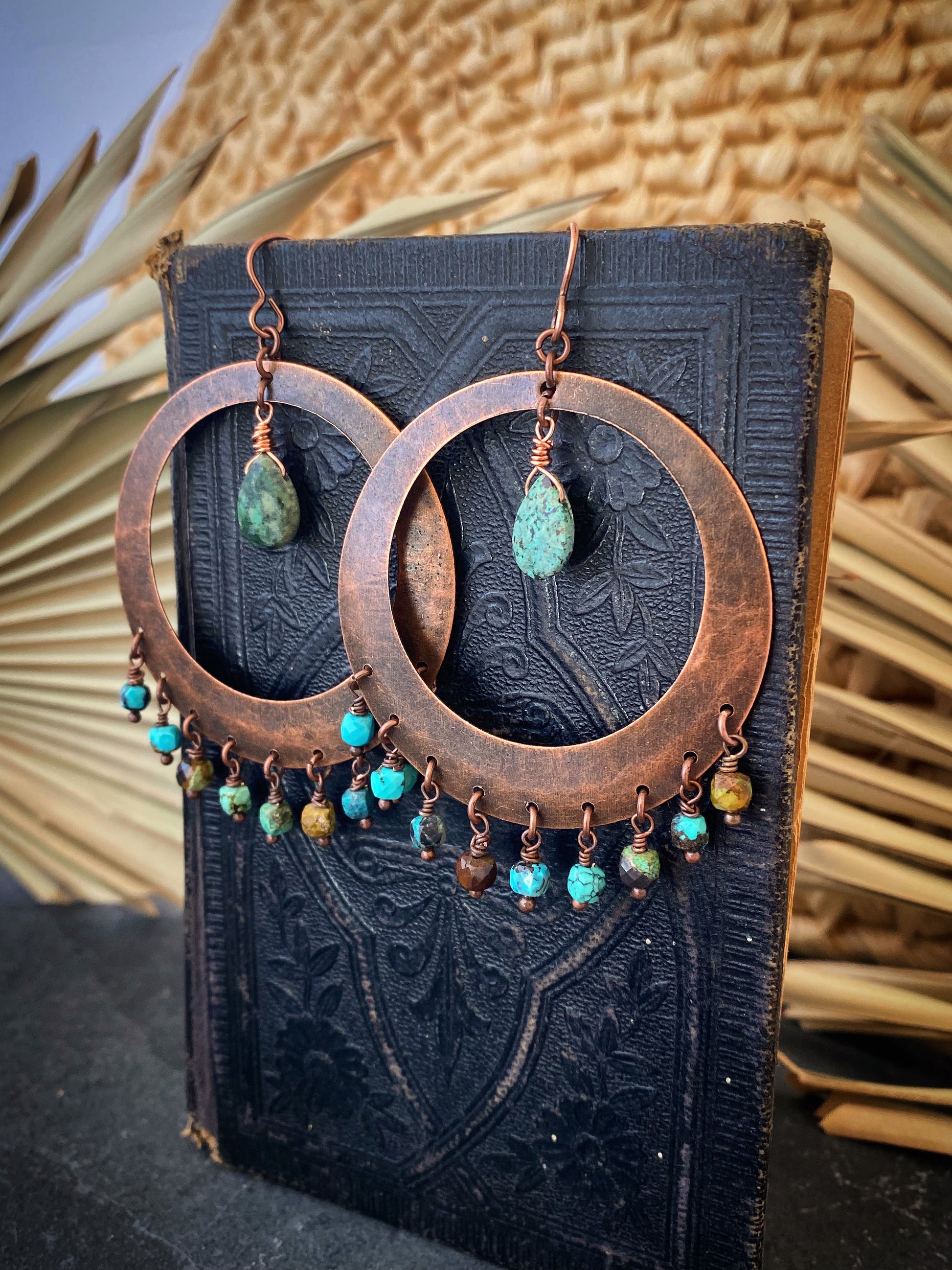 Hammered copper hoops. copper metal, earrings, jewelry. – Andria